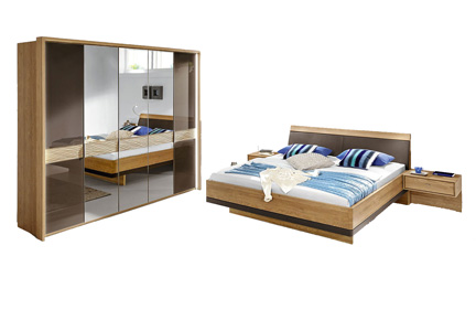 Schlafzimmer & Kleiderschränke